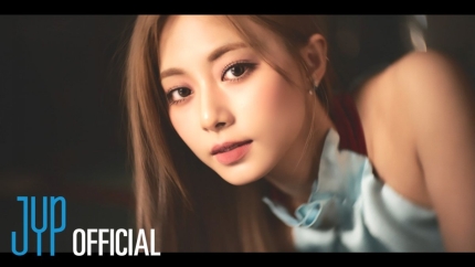 [정보/소식] 쯔위, 솔로 데뷔…나연·지효 이어 트와이스 세 번째 [공식] | 인스티즈