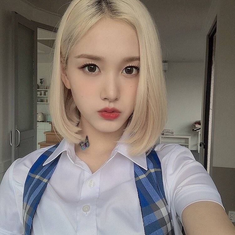 금발만 하면 레전드 셀카 갱신하는 아이돌 | 인스티즈