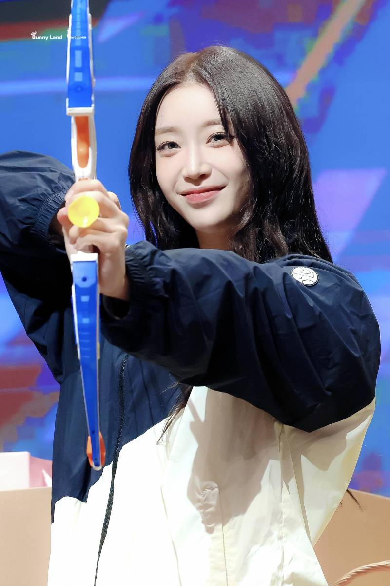 치열했던 아육대 양궁에서 비주얼로 텐 쏜 여돌 | 인스티즈