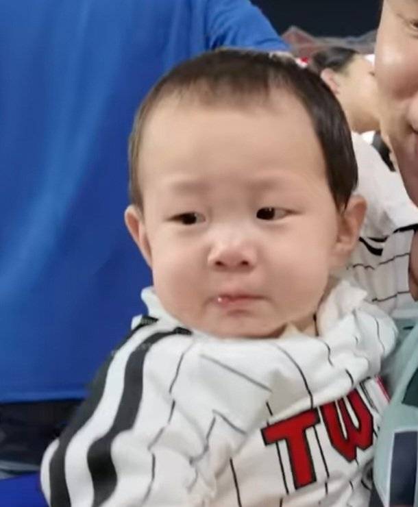 [잡담] ??? 이모삼촌들 우리아빠 어디에 있어요? | 인스티즈