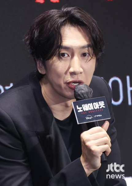 [잡담] 만사형통' 이광수…시리즈·영화·예능·연애까지 | 인스티즈