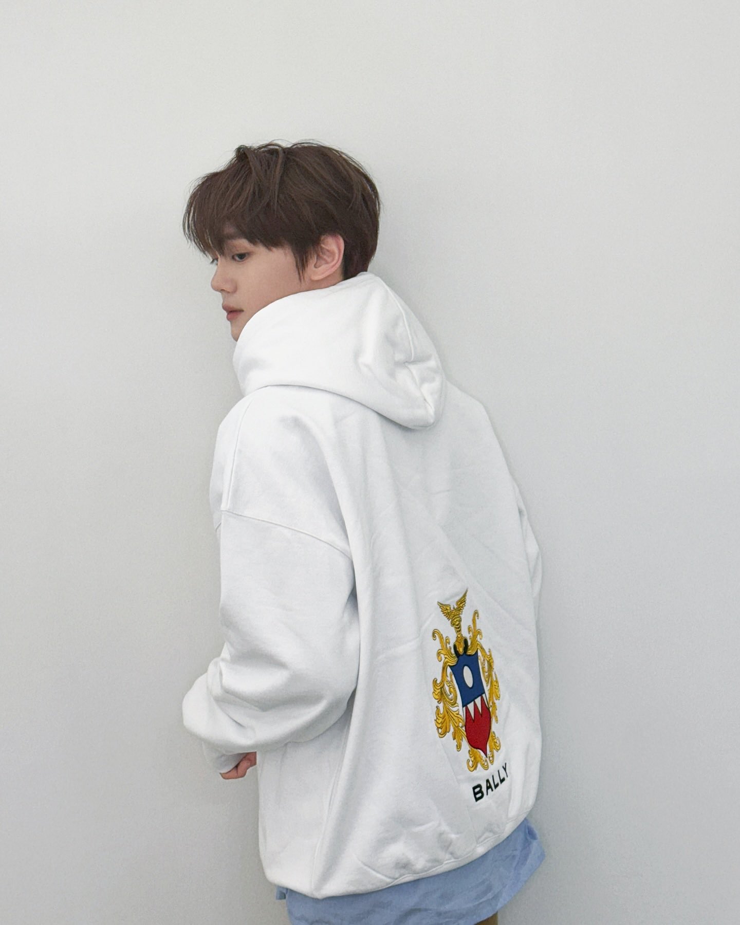 오늘자 BALLY 브랜드 행사 참여한 제로베이스원 김규빈 | 인스티즈