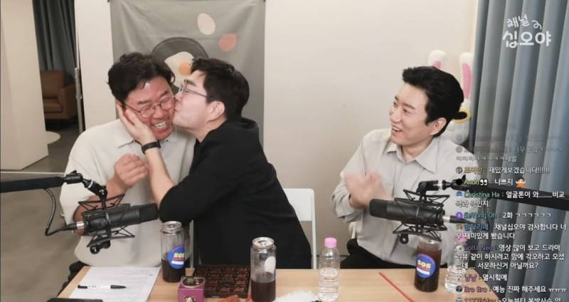 십오야에서 나영석한테 허그에 뽀뽀까지 한 손현주 | 인스티즈