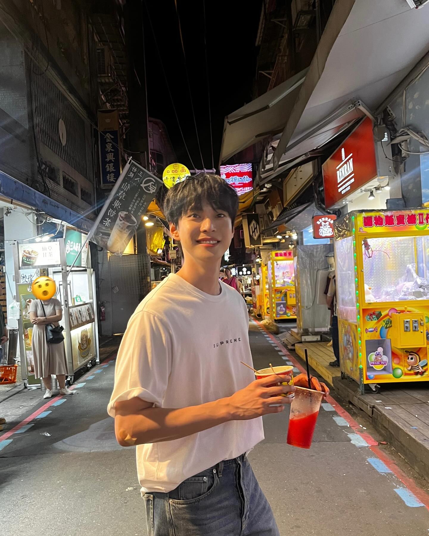 [잡담] 도영이 음식사진 개못찍어놓고 젤 중요한 음식사진 안올라갓다고 | 인스티즈