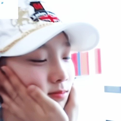 [잡담] 태연 지금으로 따지면 07이 9인조그룹 리더로 데뷔한거였네 | 인스티즈