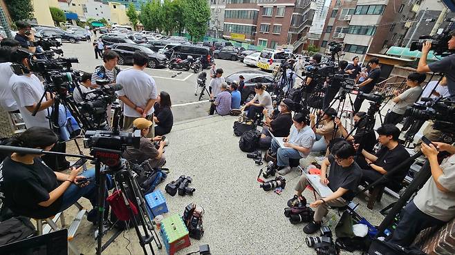 [단독] 음주운전 슈가 소환 16일째 지연... 서울청·용산서 "소환 시기 우리도 몰라” | 인스티즈