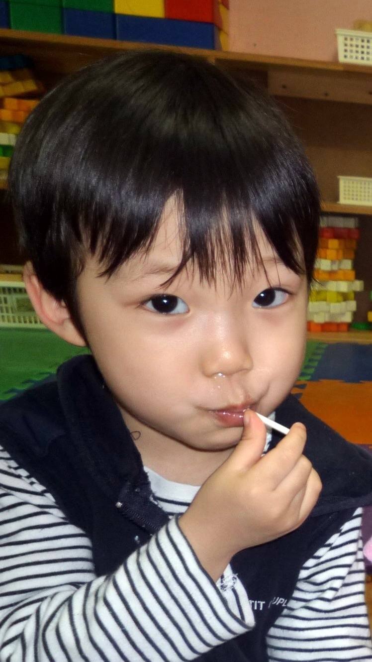 과거사진 공개될 때마다 4K급 고화질인 아이돌 | 인스티즈