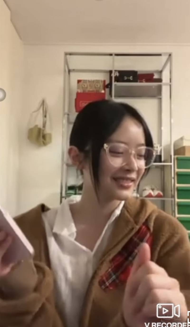 하니 커버곡 원곡자 드디어 내한함.jpg | 인스티즈