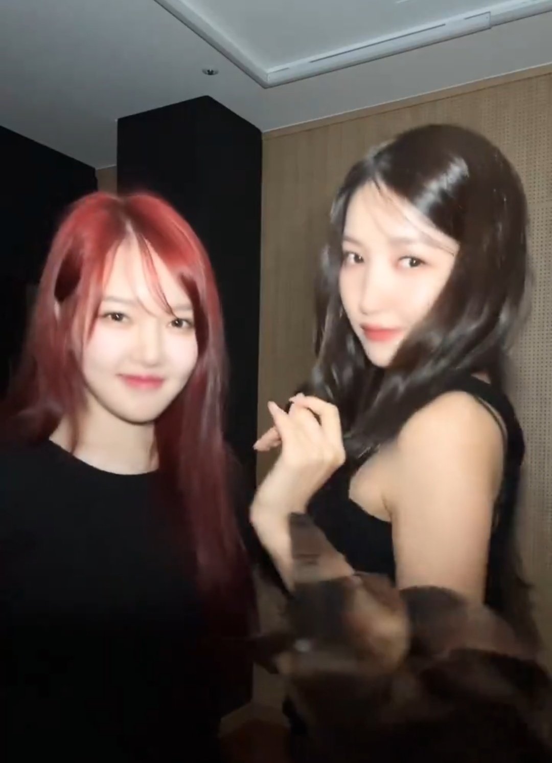 외모와 성격이 정반대라는 여자친구 냉미녀 온미녀 조합 | 인스티즈