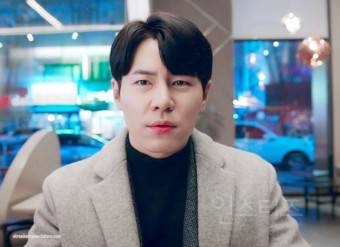 연기 맛있게 잘하는 배우들이 맡았다는 뮤지컬 1인 9역 배역.jpg | 인스티즈