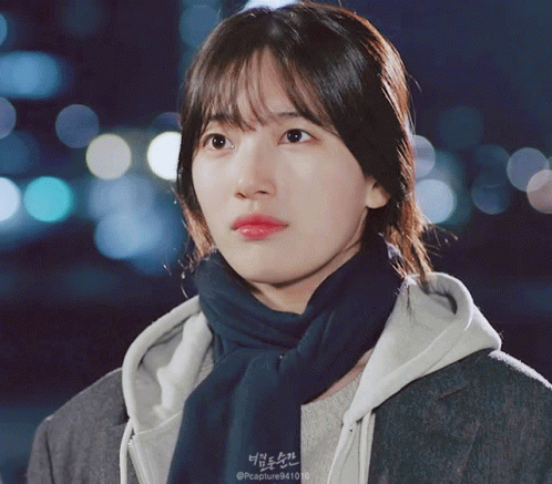 [잡담] 이때 수지는 진짜 me친 미모 같다 .. ❄️ | 인스티즈