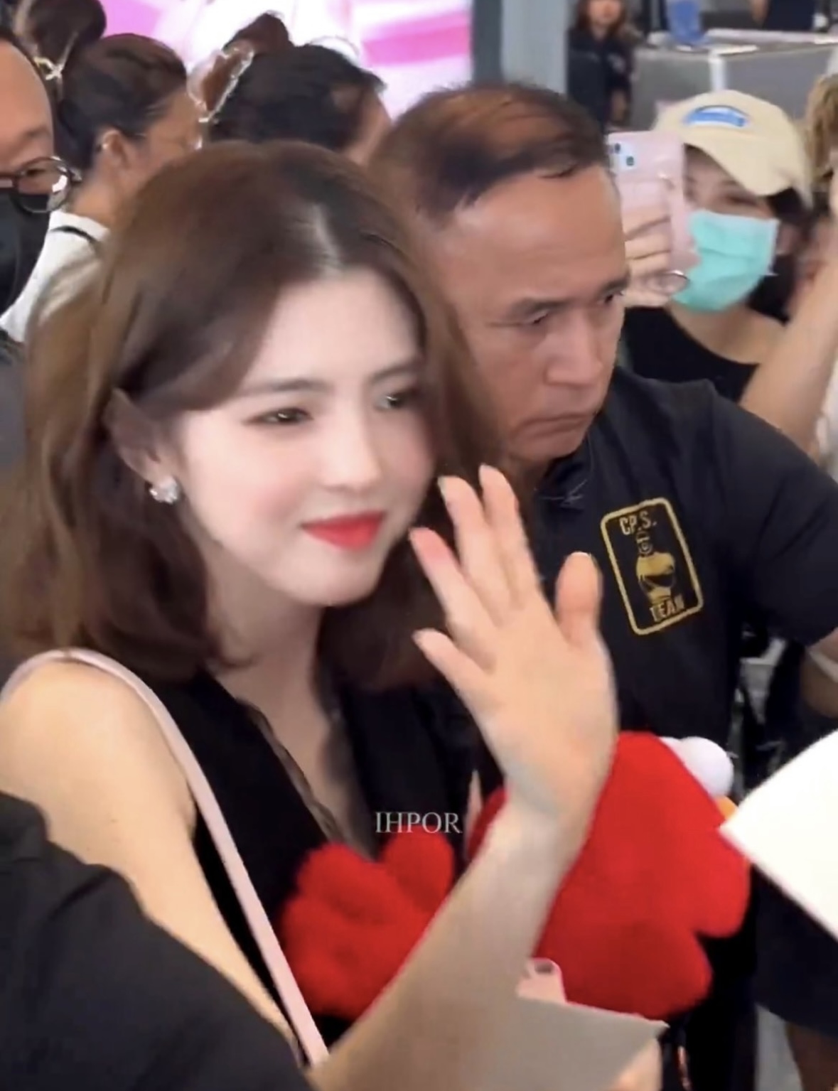 [잡담] 한소희 퇴폐쪽보단 러블리가 더 매력있어보임... | 인스티즈