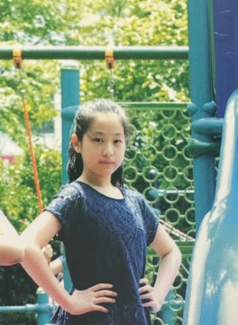 [잡담] 장다아 초등학교 졸업사진뜸 | 인스티즈