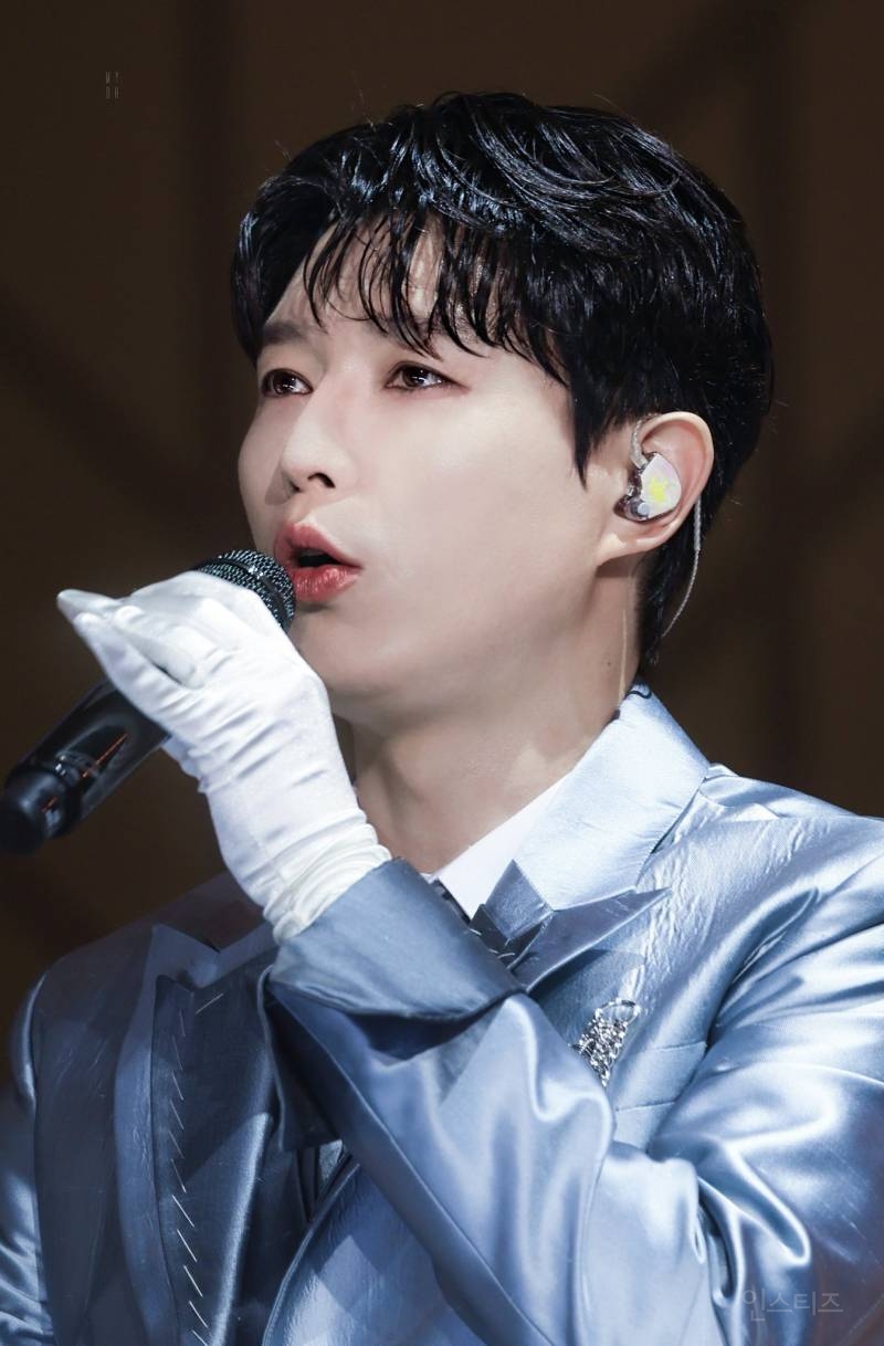 팬들도 적응 안 된다는 온도 차이.jpg | 인스티즈