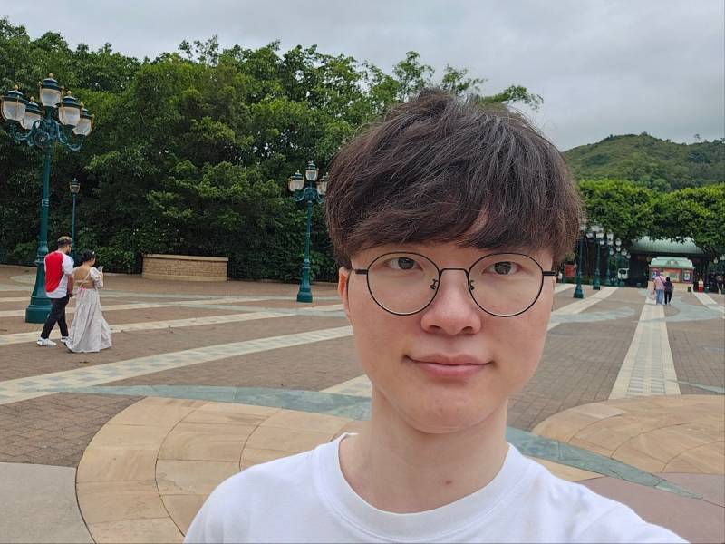 [잡담] 상혁이 웨이보에는 새로운 셀카 올렸네 ㅋㅋㅋ | 인스티즈