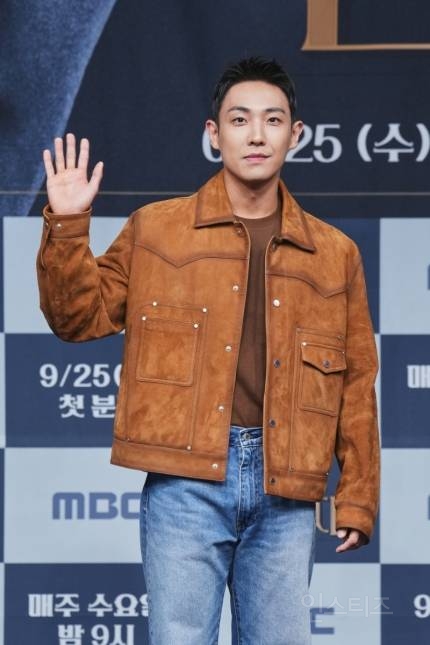 1박2일에 이어 짠남자도 합류한 예능 대세 배우 | 인스티즈