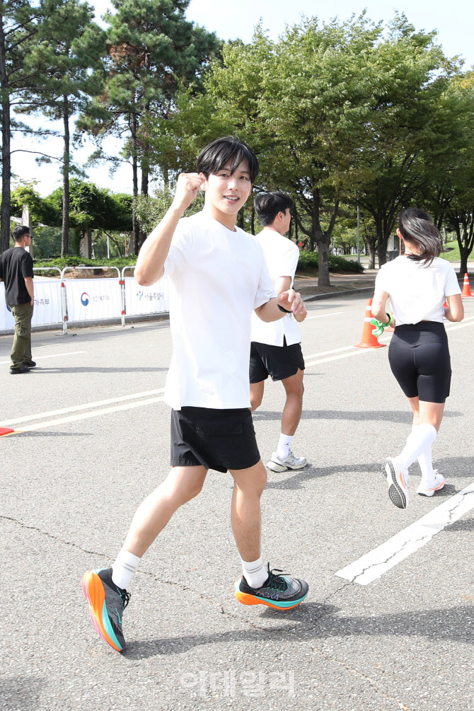 [잡담] 임시완 오늘도 10km 뛴대 | 인스티즈