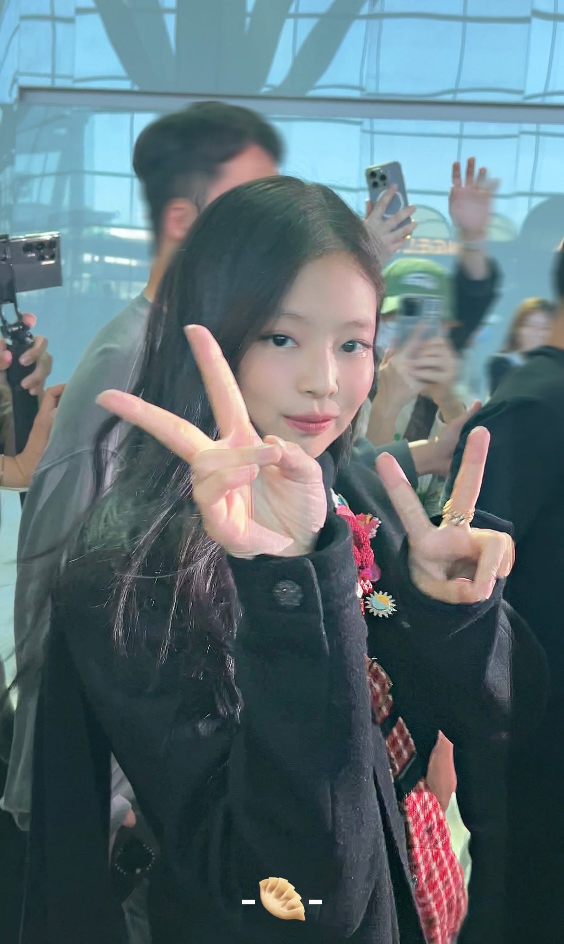 [잡담] 와 제니 오늘 폰카봐 | 인스티즈