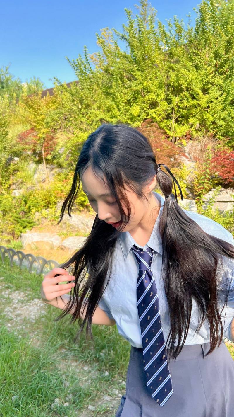귀를 기울이면 생각나는 걸그룹 컨셉 포토 | 인스티즈
