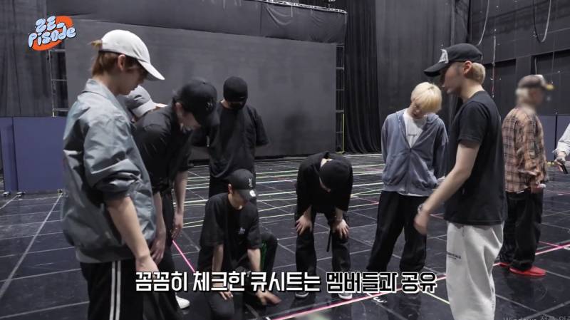 인생 첫 투어 콘서트에 대처하는 본투비 리더의 자세 | 인스티즈