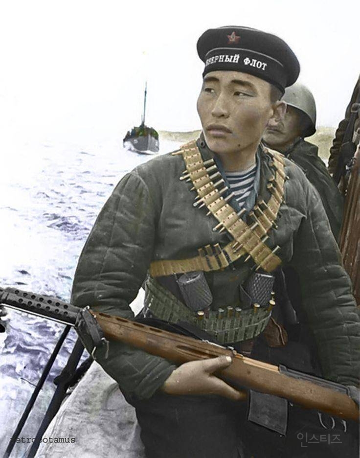 2차대전 당시 동양계 소련군 병사들.jpg | 인스티즈