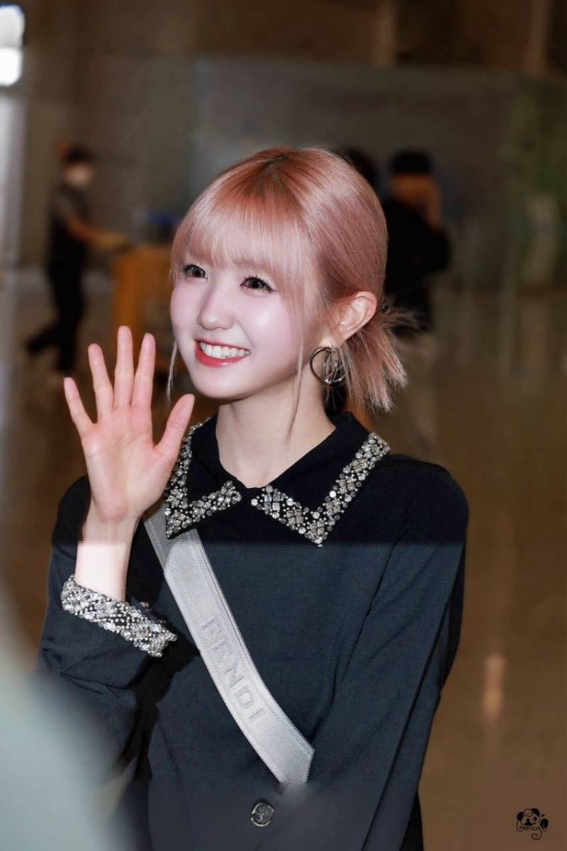 신인의 맛 그 자체라는 세이마이네임 첫 단체 출국 | 인스티즈