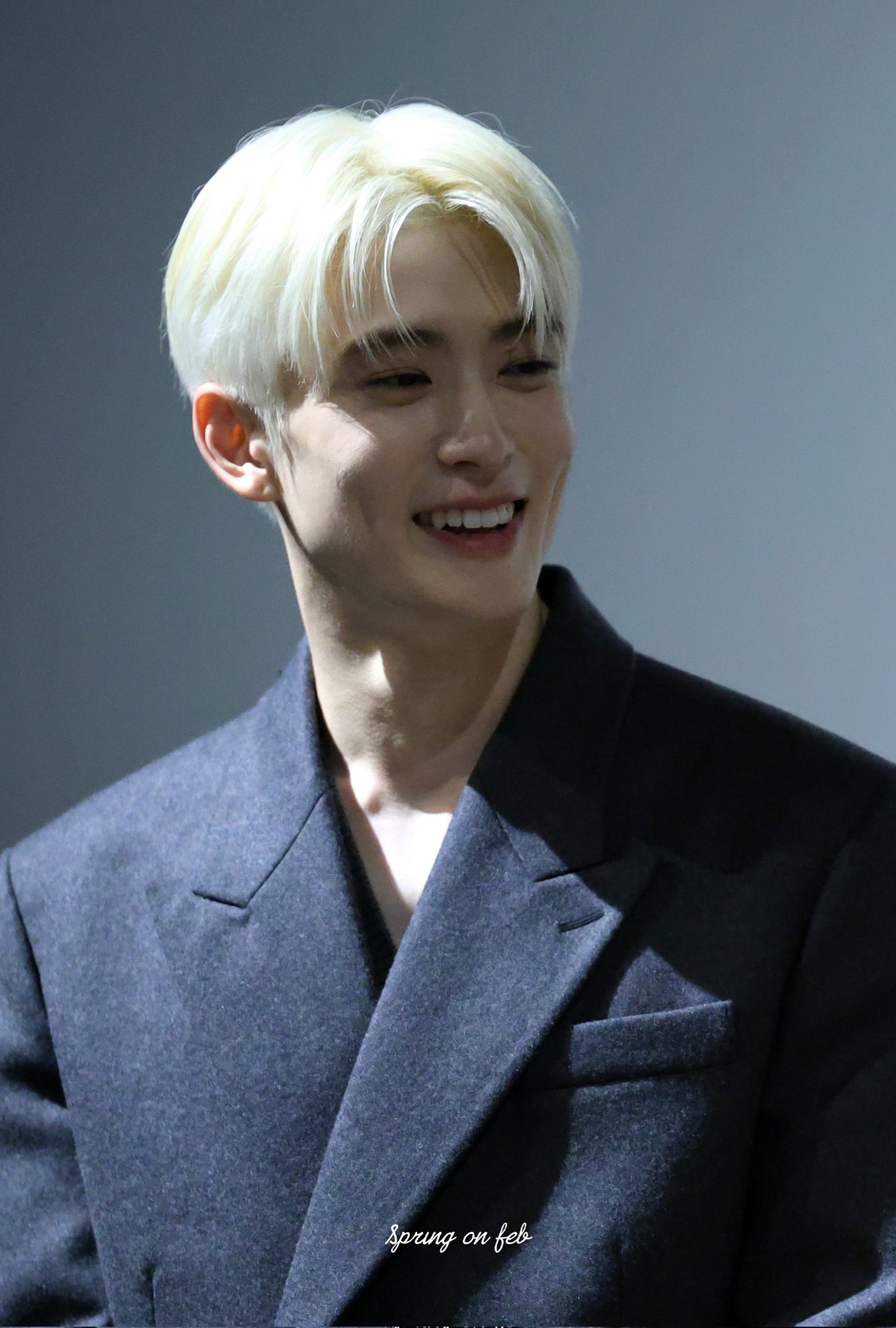 [잡담] 재현은 진짜 얼굴 골격이 ㄹㅈㄷ 달란트임 | 인스티즈