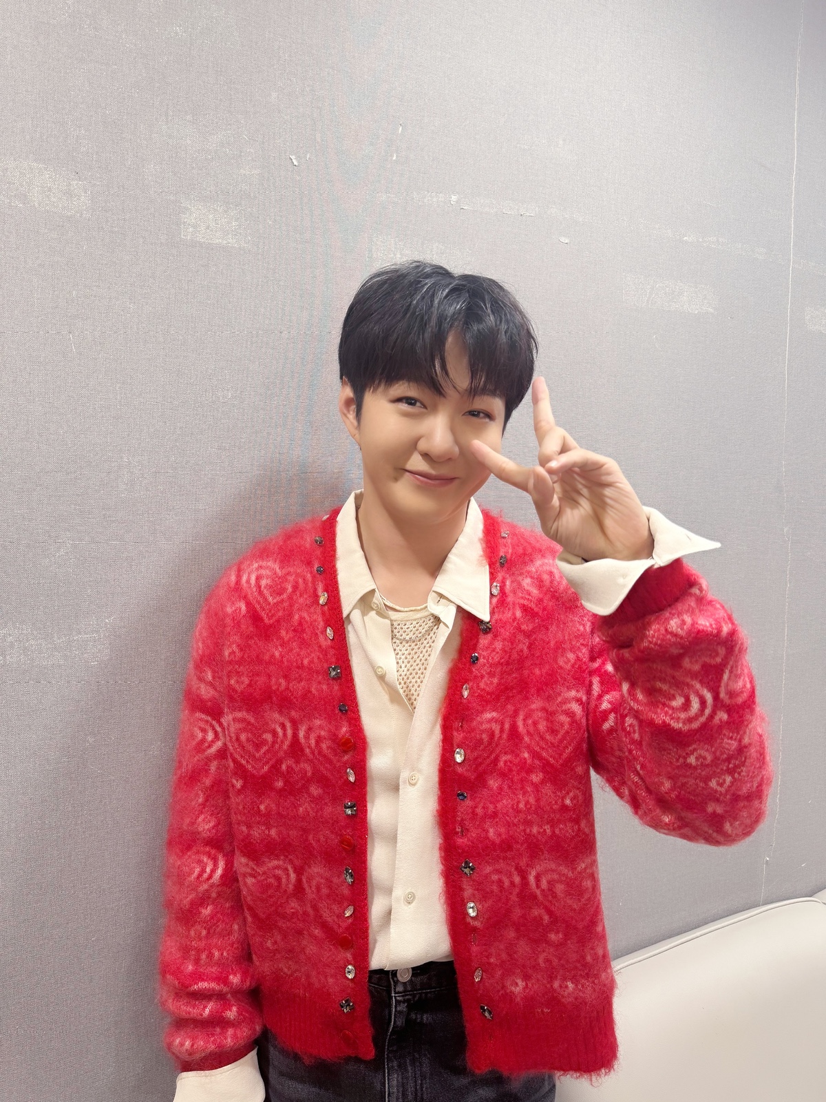 요즘 팬들 사이 반응 좋은 이창섭 솔로 활동 음방 무대 헤메코.jpg | 인스티즈