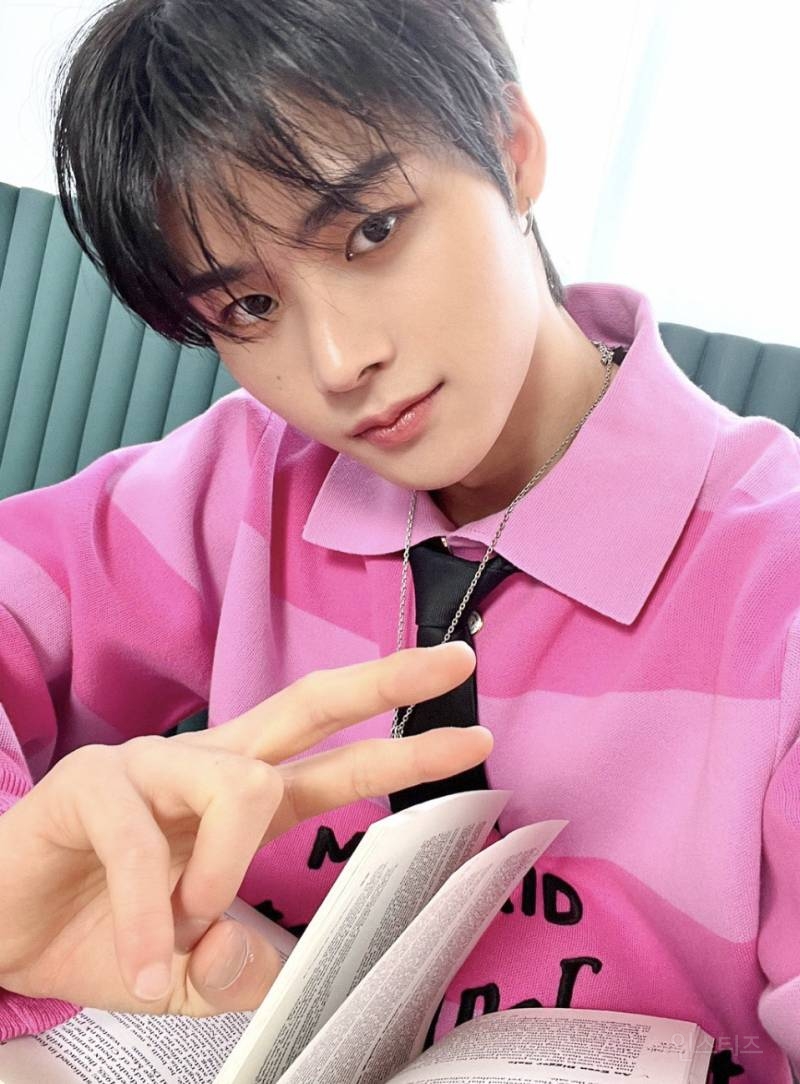 황치열 성인식을 잇는 고자극 남돌 무대 .jpgif | 인스티즈