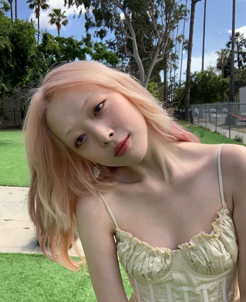 [잡담] 설리 진짜 너무 이쁘다 | 인스티즈