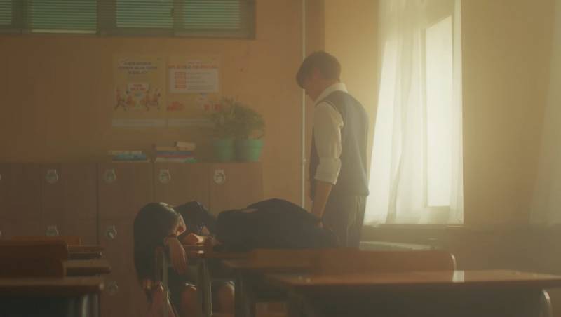 햇빛으로 아련첫사랑 연출 각 잡고 잘 나온 아이돌 뮤비 | 인스티즈