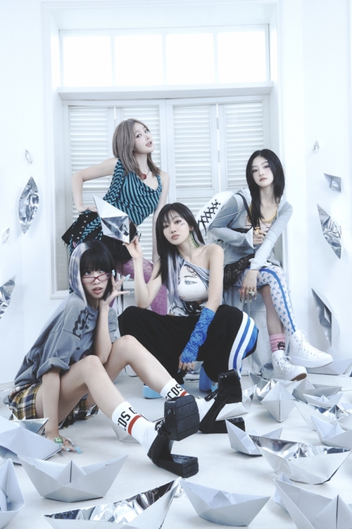 [정보/소식] 키스오브라이프 'Igloo' 입소문에 차트 역주행...노래·안무 美쳤다 | 인스티즈