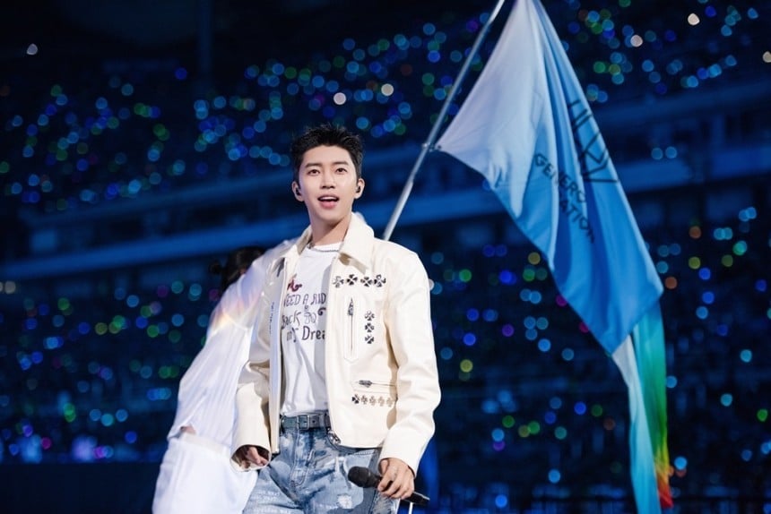 [정보/소식] "임영웅 콘서트 VIP석 잡아준 '금손' 지인에 1만원 사례, 너무 적나요?" | 인스티즈