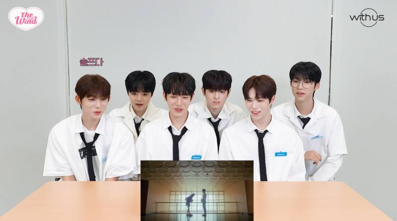 08년생 막내가 뮤직비디오 속 멤버 형의 로맨스 연기를 보고 하는 반응 | 인스티즈