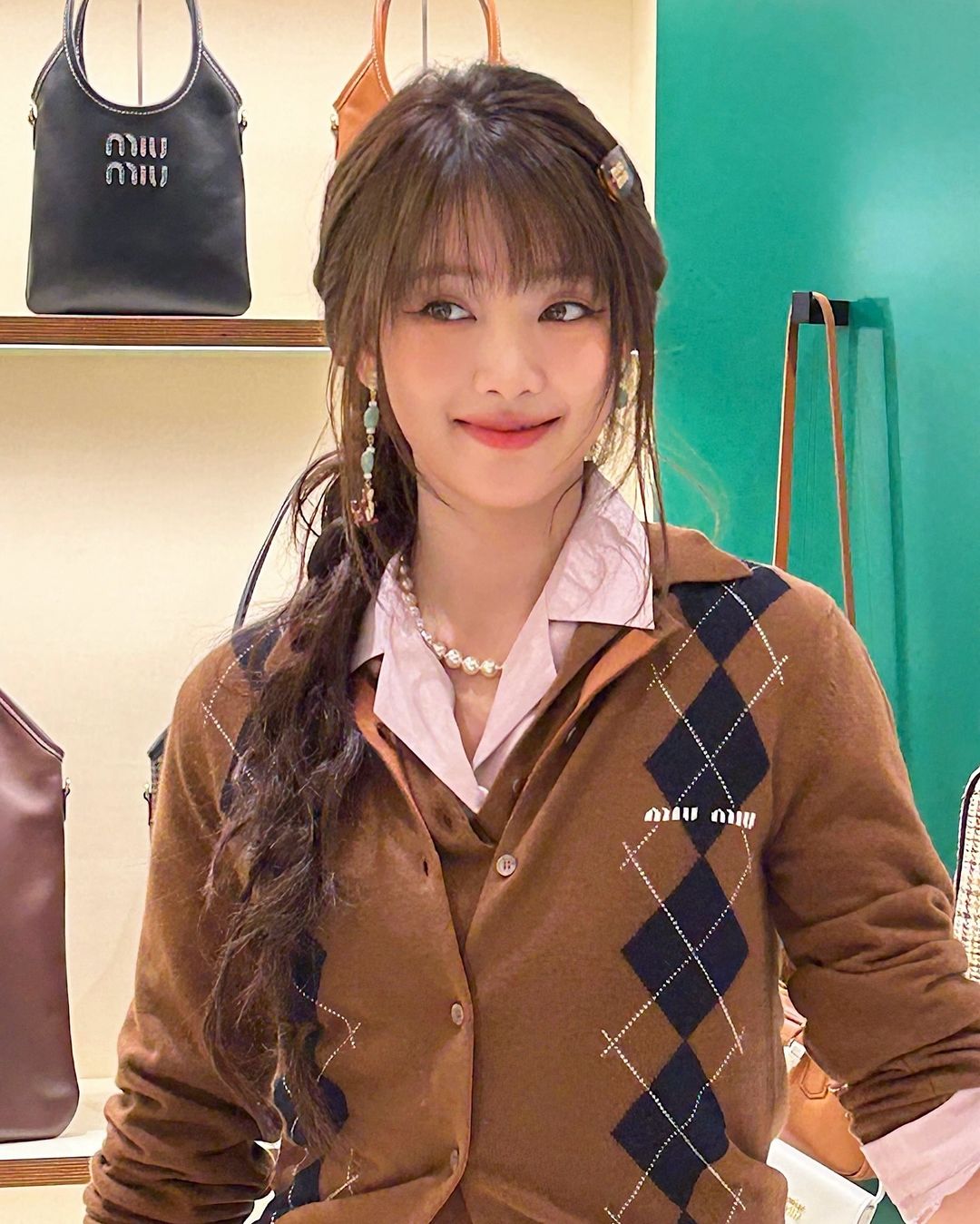 브라운이 찰떡인 가을 여자 민니.jpg | 인스티즈