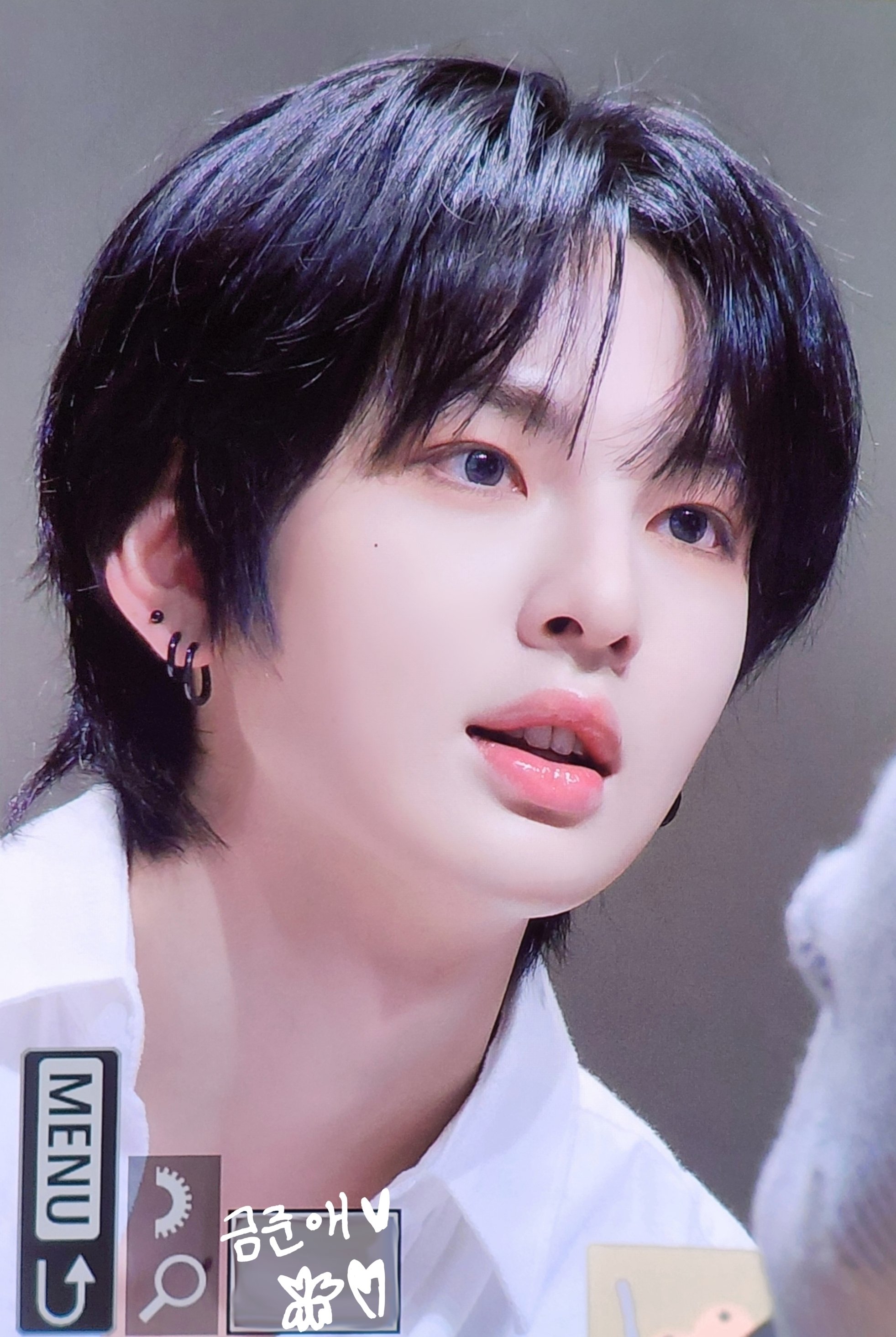 [잡담] 앞니 플러팅 지대로다 | 인스티즈