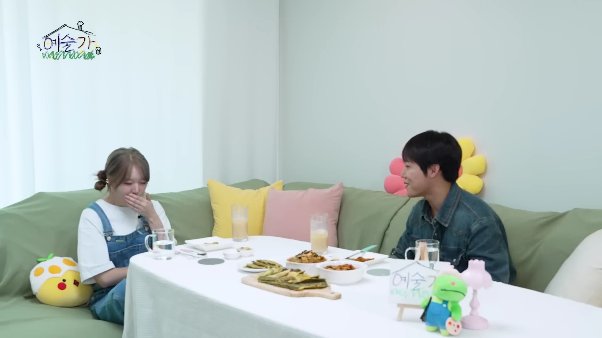 17년도 데뷔한 아이돌이 말하는 잘될것 같은 요즘 아이돌 | 인스티즈