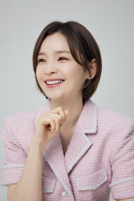 [정보/소식] [단독] 전미도, 차기작은 장항준 감독 신작…영화 '왕과 사는 남자' 합류 | 인스티즈