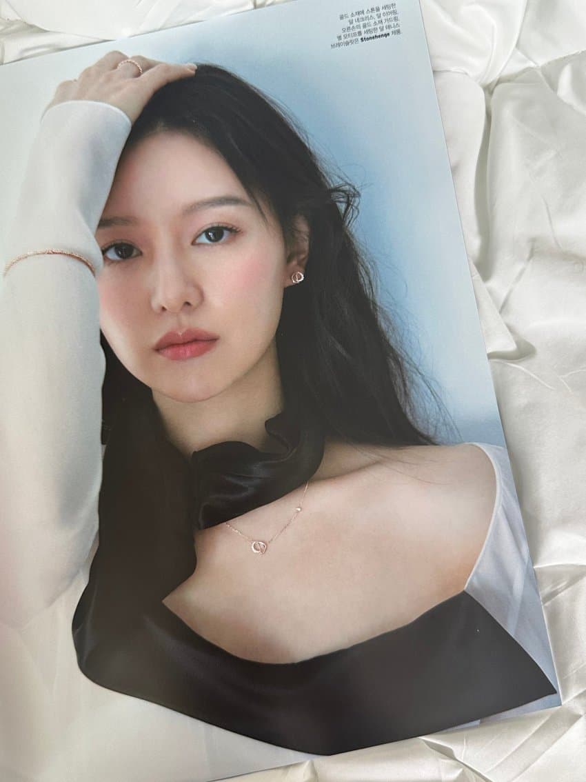[잡담] 방금 김지원 스톤헨지 화보뜬 거 진짜 | 인스티즈