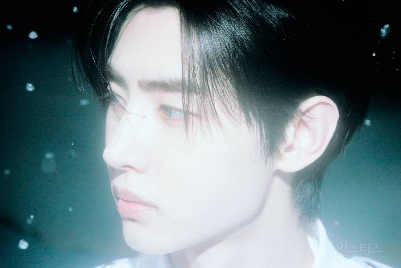 엔하이픈 <ROMANCE : UNTOLD -daydream-> Concept Photo (WHITE MIDNIGHT Ver.) | 인스티즈