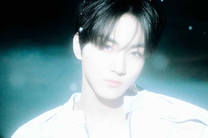 엔하이픈 <ROMANCE : UNTOLD -daydream-> Concept Photo (WHITE MIDNIGHT Ver.) | 인스티즈