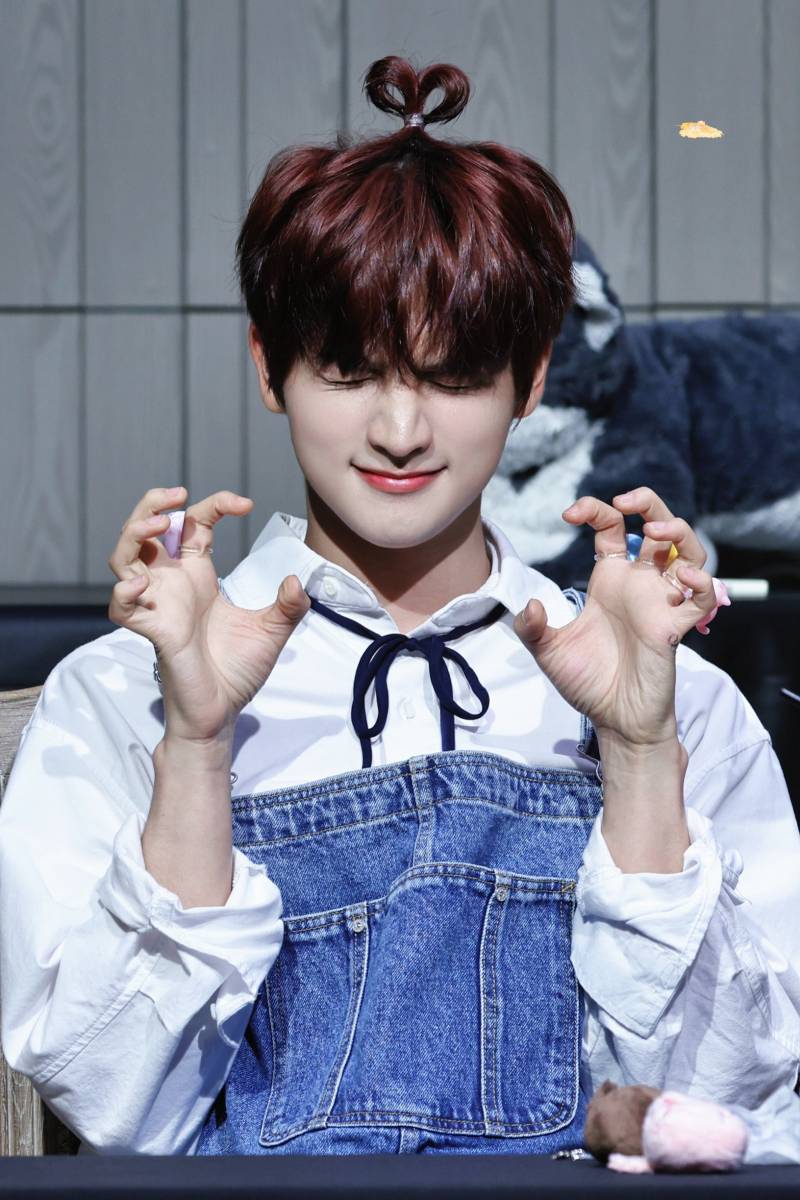 아이돌 사이에서 유행하면 좋을 것 같은 헤어스타일.jpg | 인스티즈