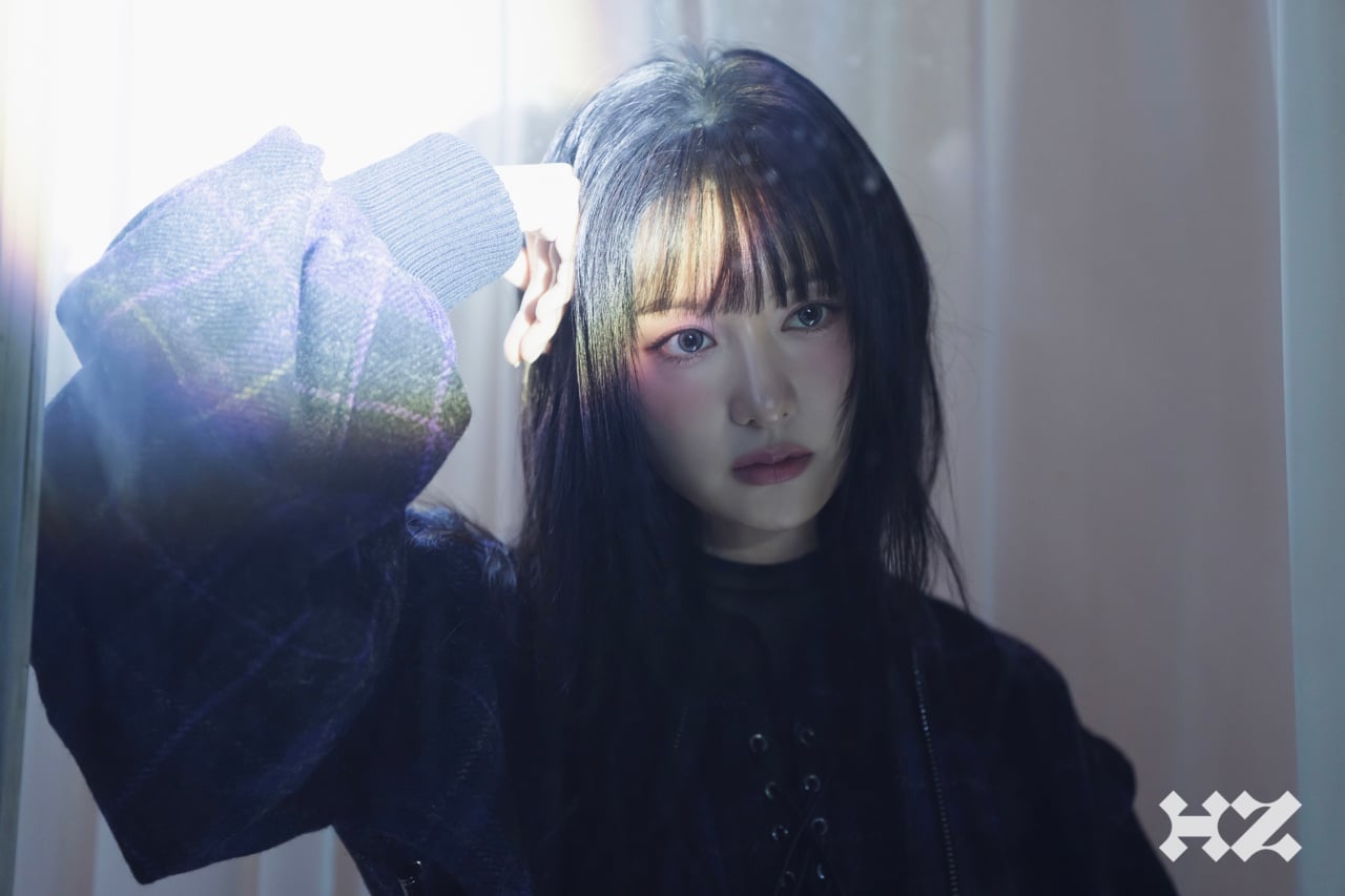 [잡담] 김지원 렌즈가 진짜 잘어울린다 | 인스티즈