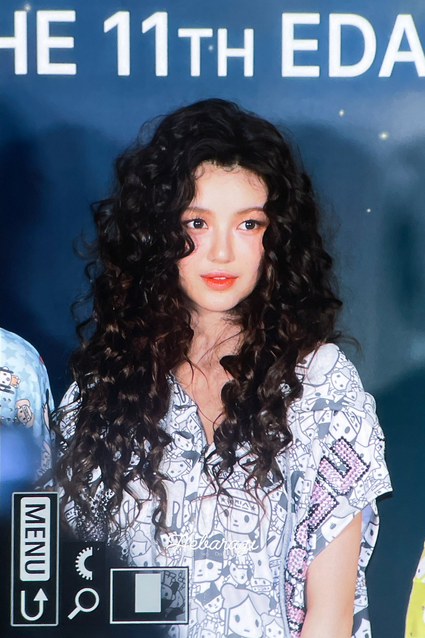 [잡담] 뉴진스 다니엘 오늘 머리 뽀글거림 봐봐 | 인스티즈