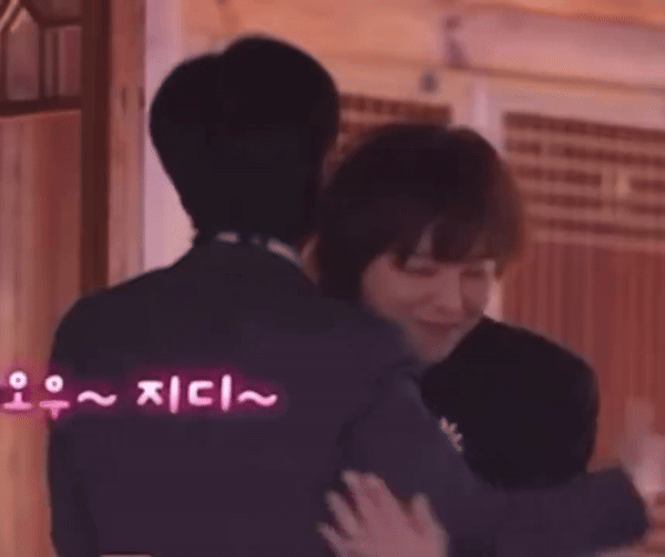 현재 난리난 지드래곤 근황…jpgif | 인스티즈