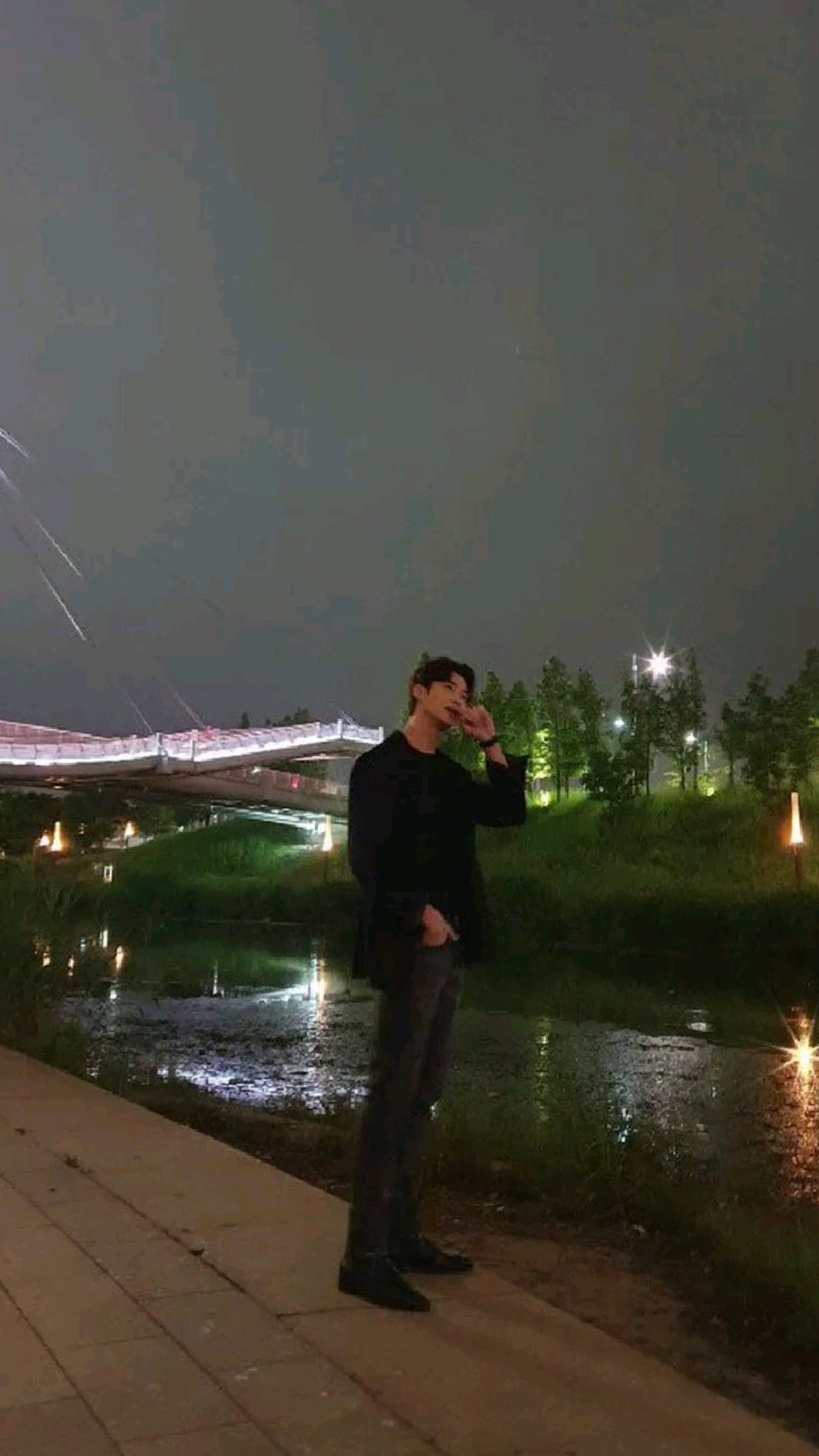 [잡담] 변우석 비율은 봐도 봐도 적응이 안 되네 | 인스티즈