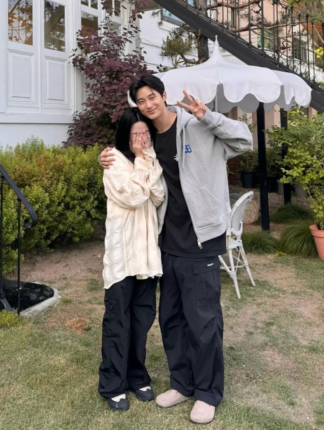 [잡담] 변우석 비율은 봐도 봐도 적응이 안 되네 | 인스티즈