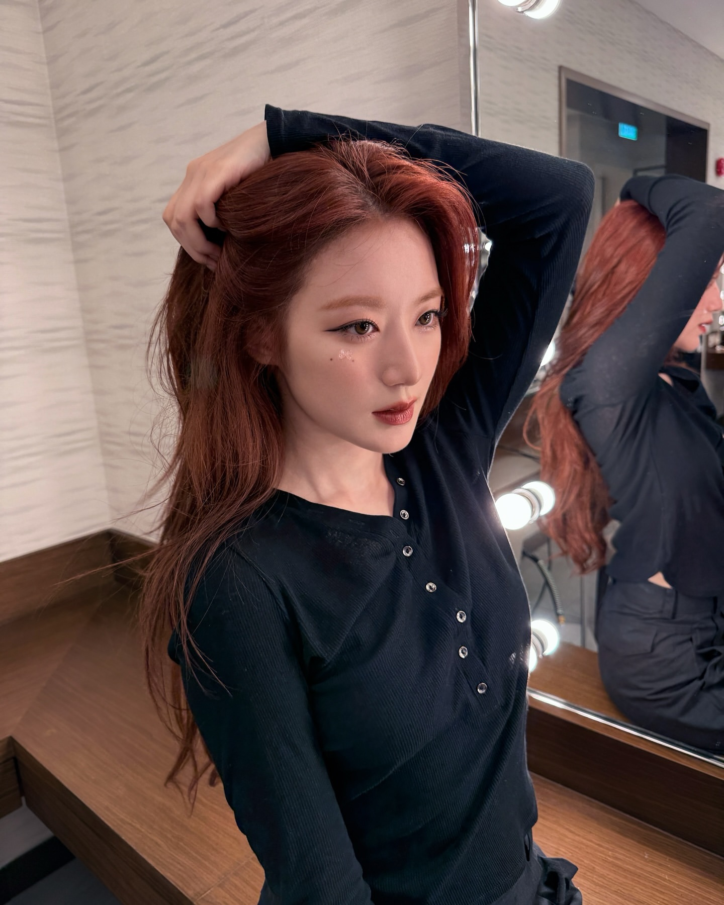 스타일링에 따라 분위기 확 바뀌는 아이들 슈화.jpg | 인스티즈
