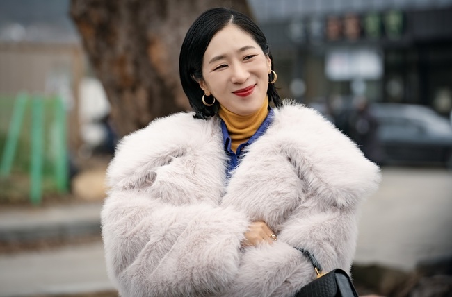 [정보/소식] 백지원 사채업계 레전드, 돈 떼먹을 수 없는 아우라 (가석방 심사관 이한신) | 인스티즈