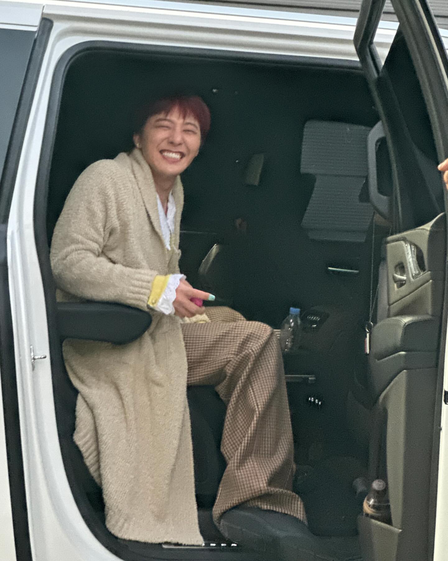 [잡담] 지디 뉴짤 떴어ㅠㅠ 귀여움 | 인스티즈